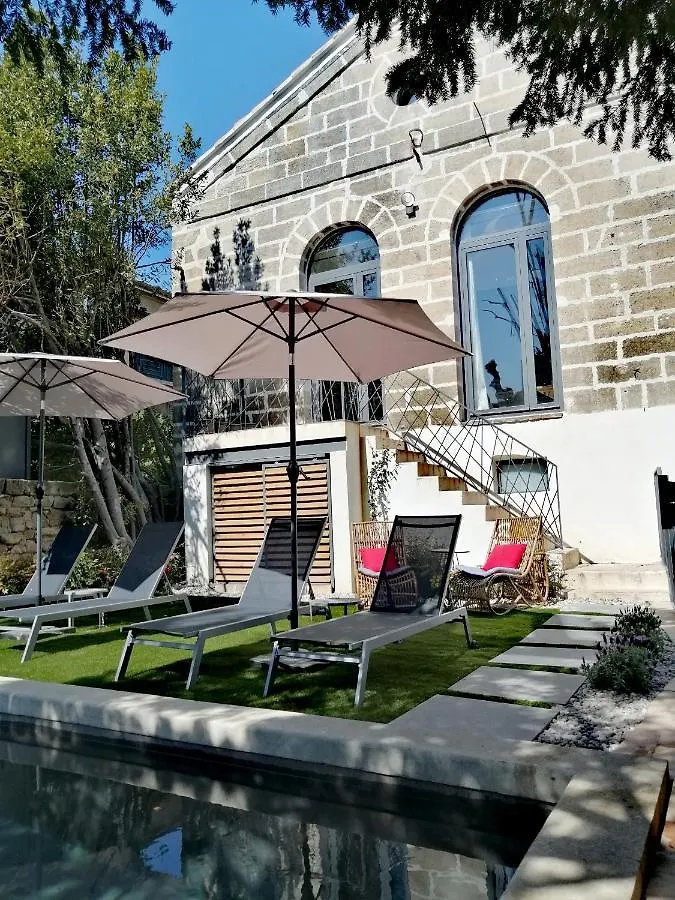 La Maison Grivolas Appartements Et Maison D'Hotes Avignon France